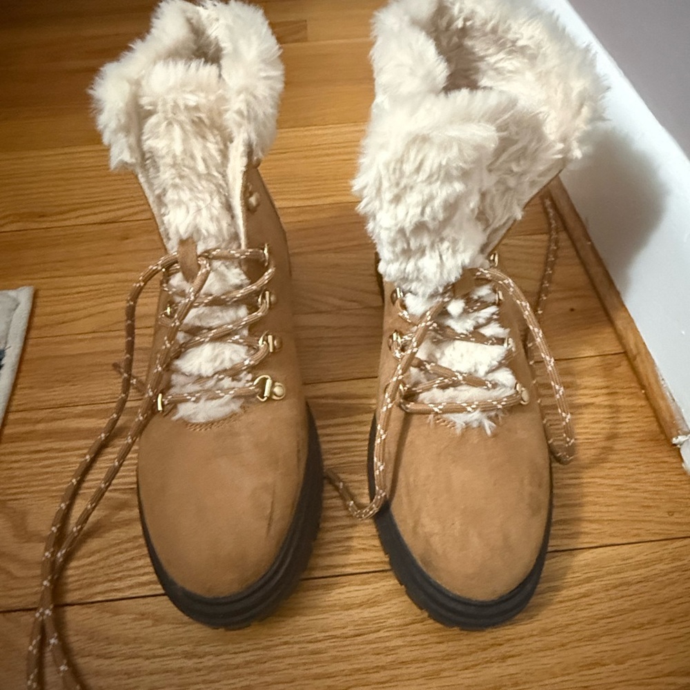 J. Crew Women's Faux-Fur Lined Tan Winter Boots